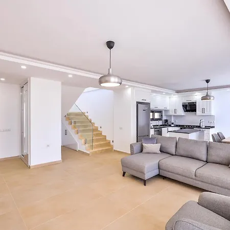 Villa Elit Vista - *